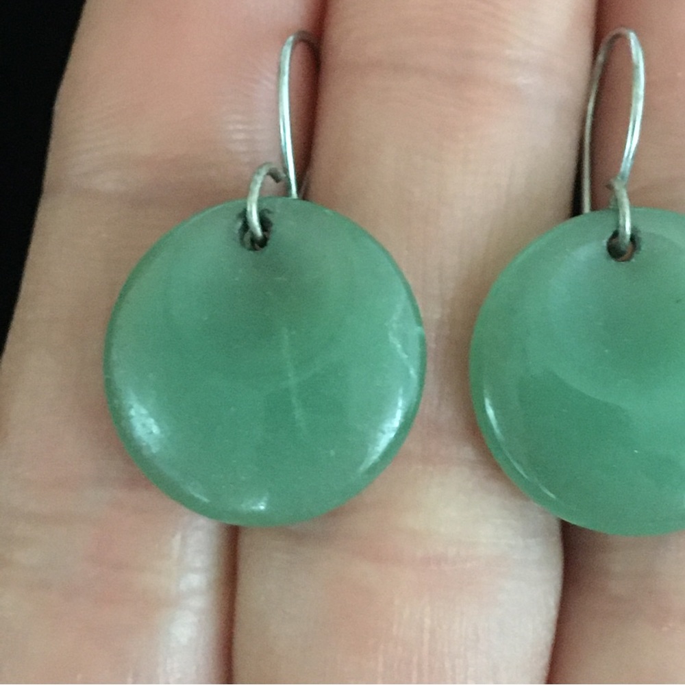 Vintage Green Stone Dangle Earrings - Picture 4 of 6